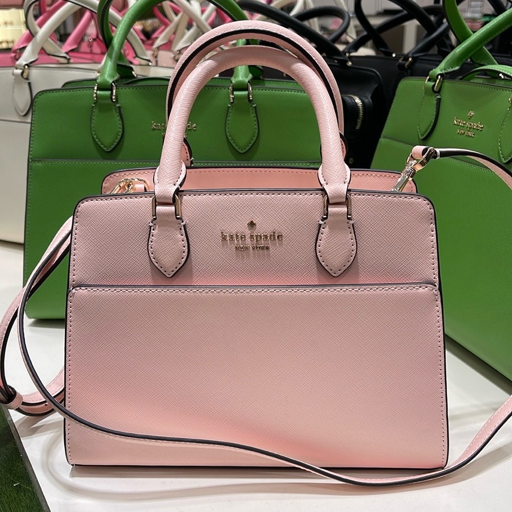 Kate Spade Madison Saffiano Leather Small Satchel
COLOR:
Conch Pink
NWT - Picture 15 of 16